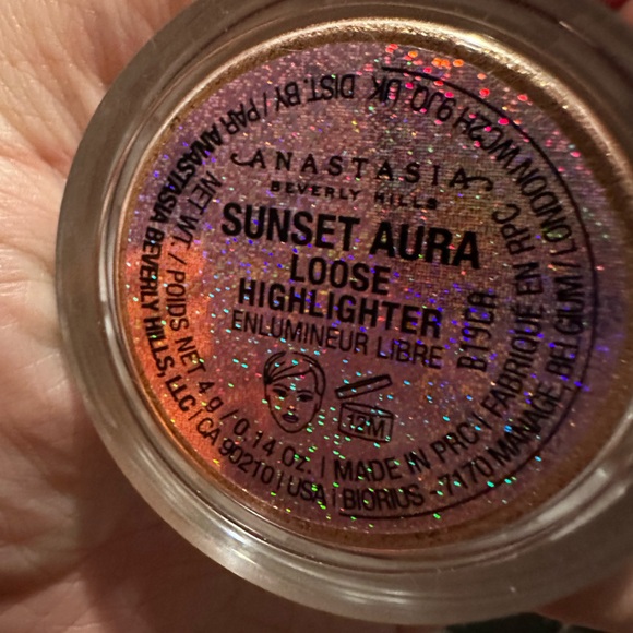 Anastasia beverly hill loose highlighter in sunset aura - Picture 2 of 2
